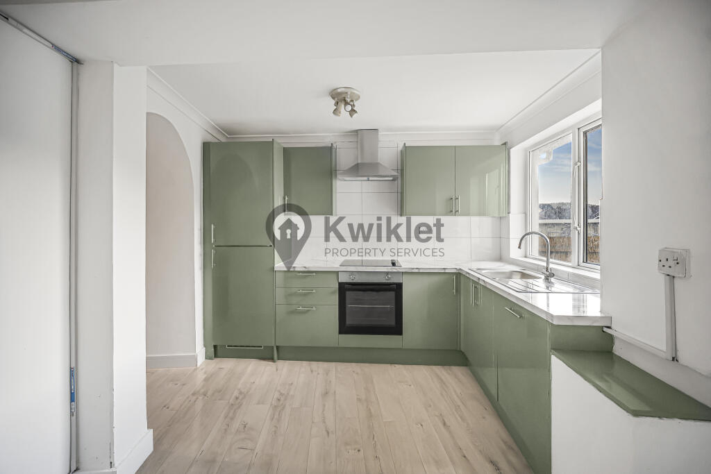 eZy Watermark_13-09-2025_07-28-46-8590pm.jpeg