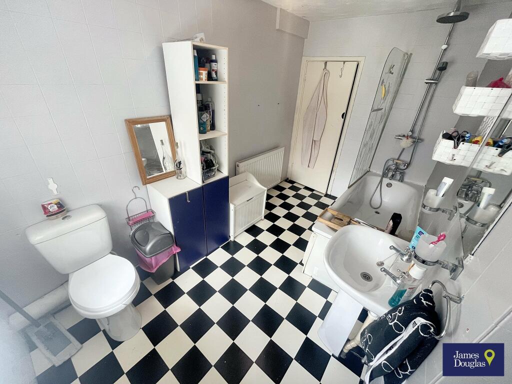 Bath1 (1)