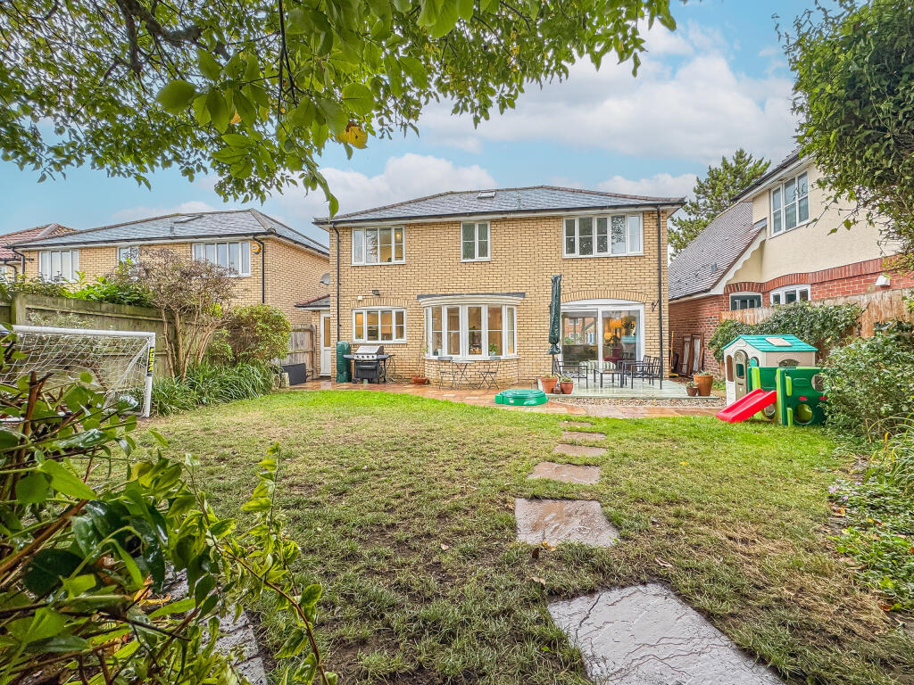 20251020_130128382_iOS_edited