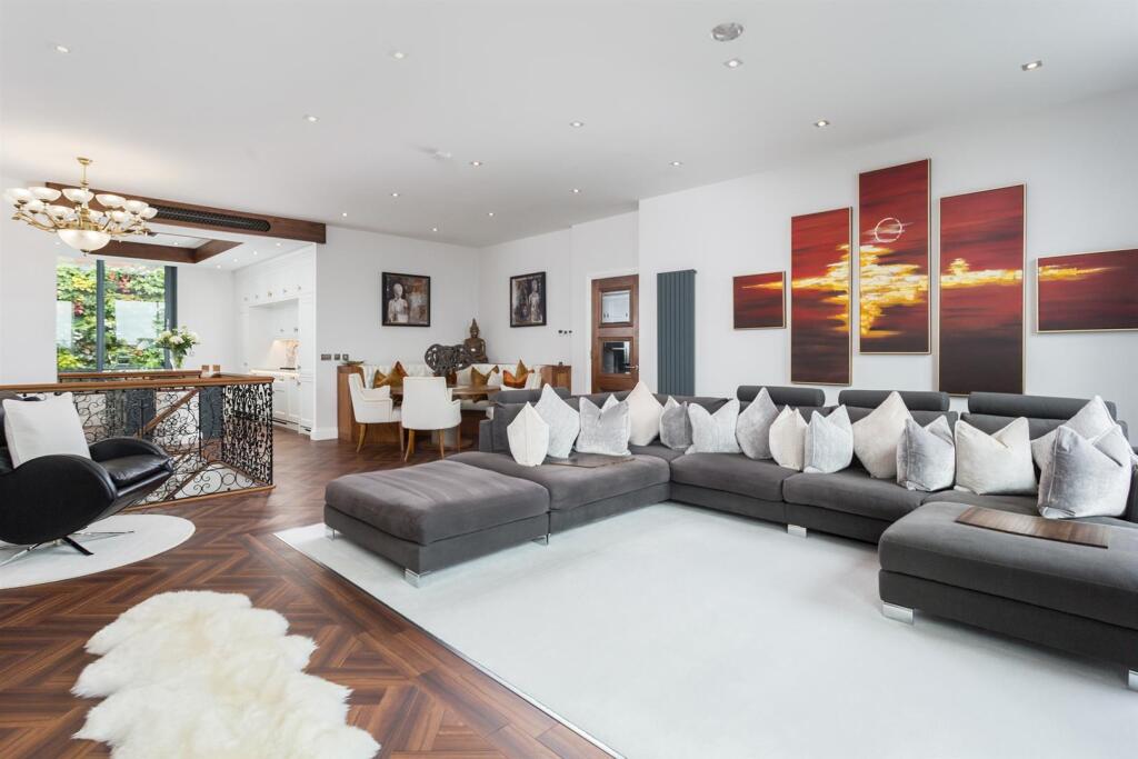 Drawing / Dining Room