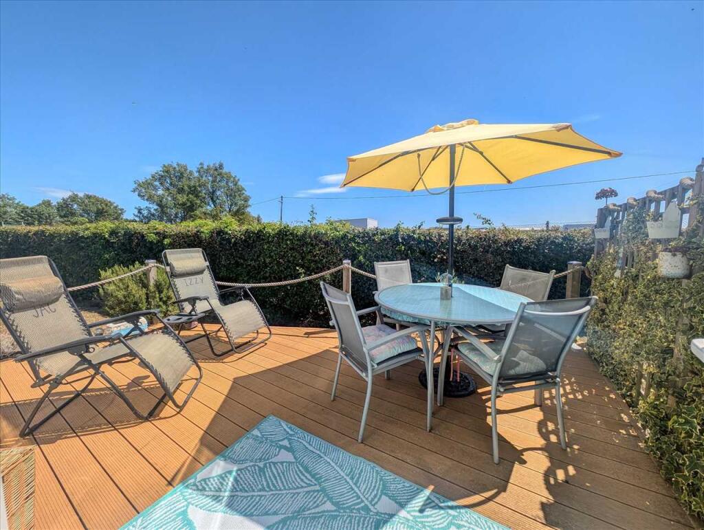 Front Decking