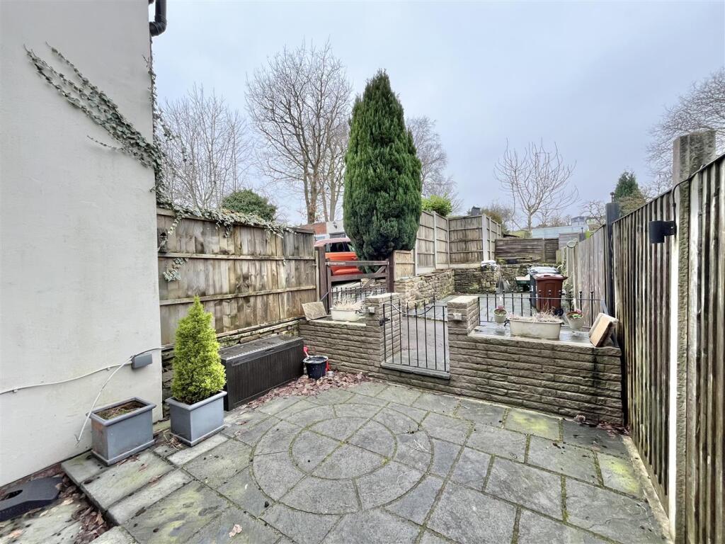 Walled Frontage &amp; Rear Garden