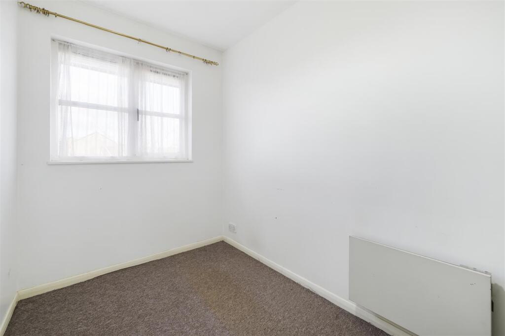 9 Ash Walk - 648WSnTCNZnuTmBlHBzA.jpg