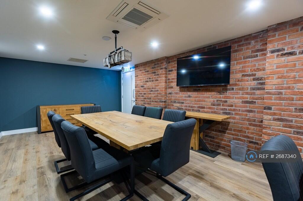 Private Meeting Room