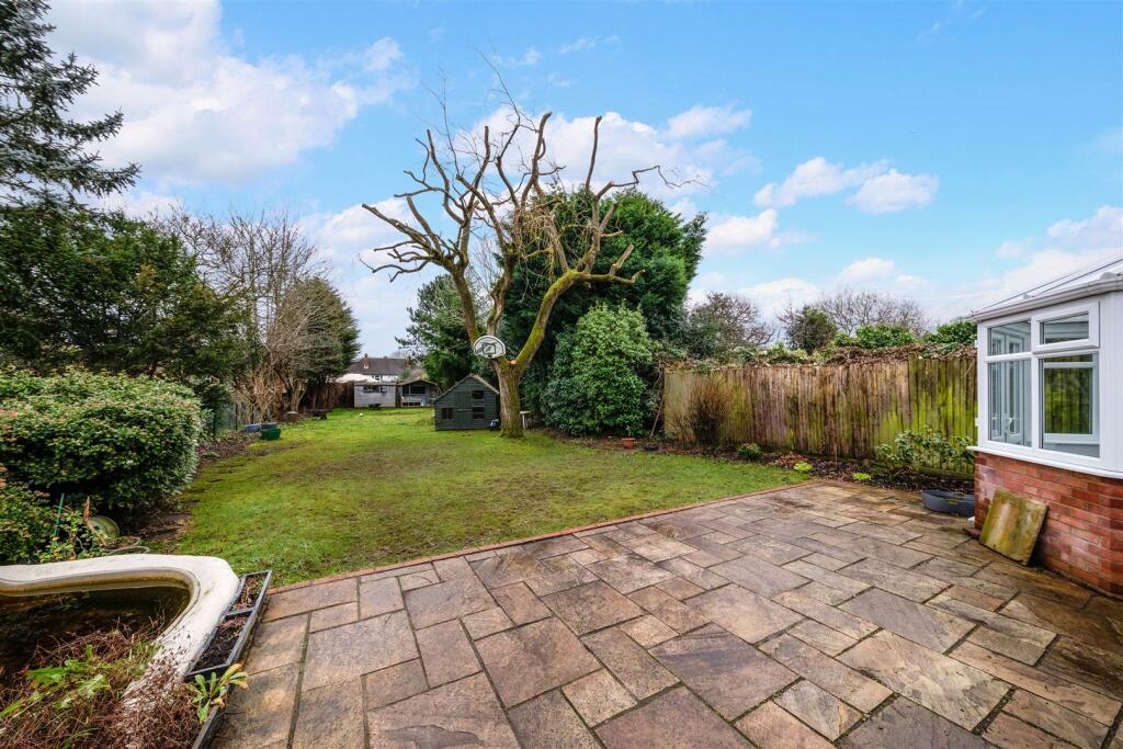 Copley Way, Tadworth,4, (21).jpg