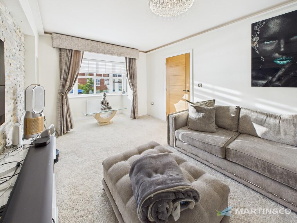 CAM02318G0-PR0562...