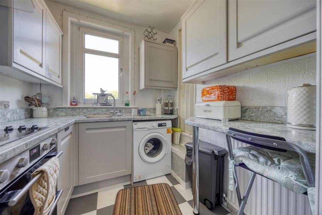 45_PROVANMILL_ROAD_GLASGOW_013.JPEG