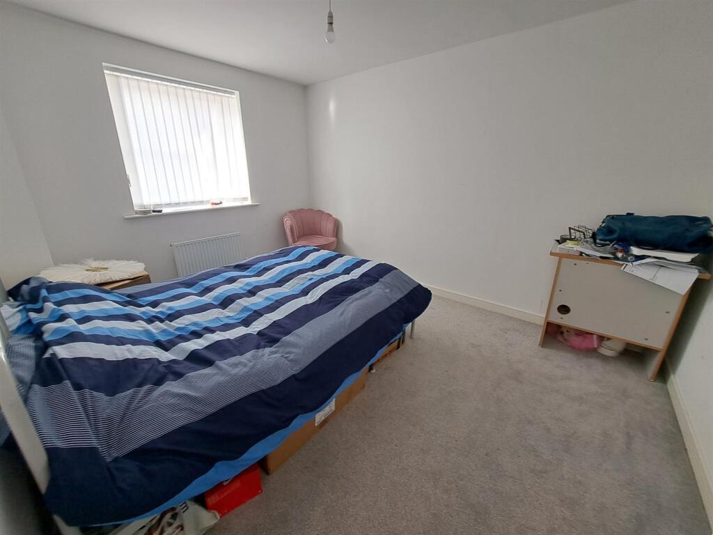 Derbyshire Drive, Northampton