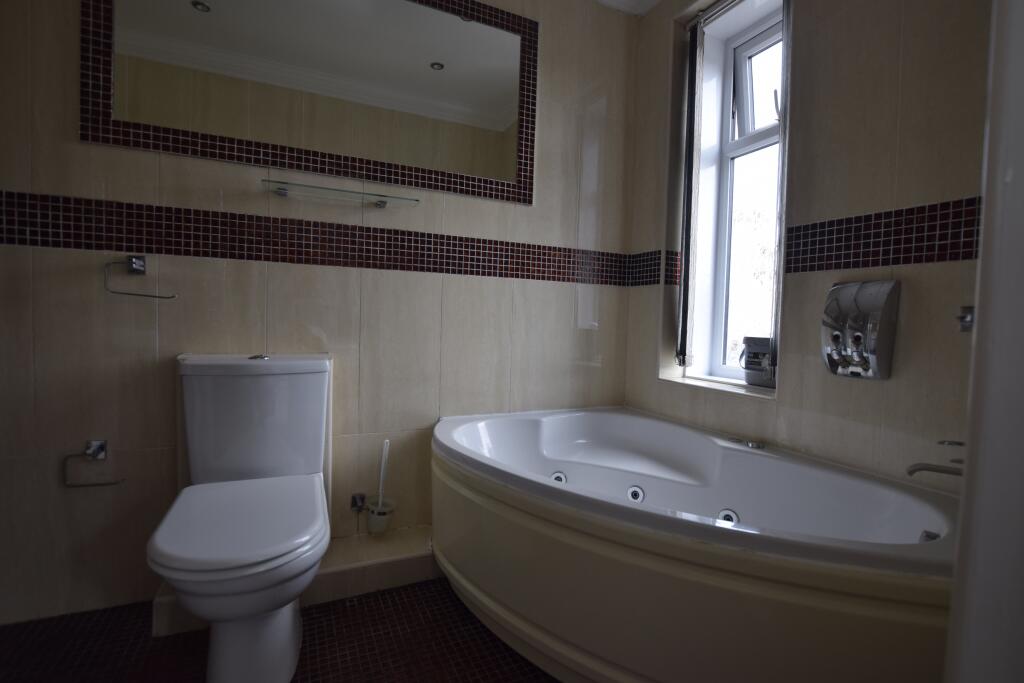 Bathroom alt