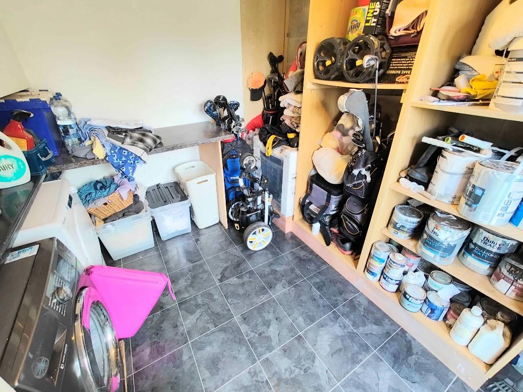 Office/Store/Utility