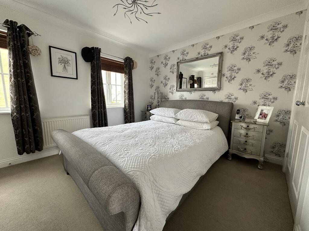 Bed 1.JPG