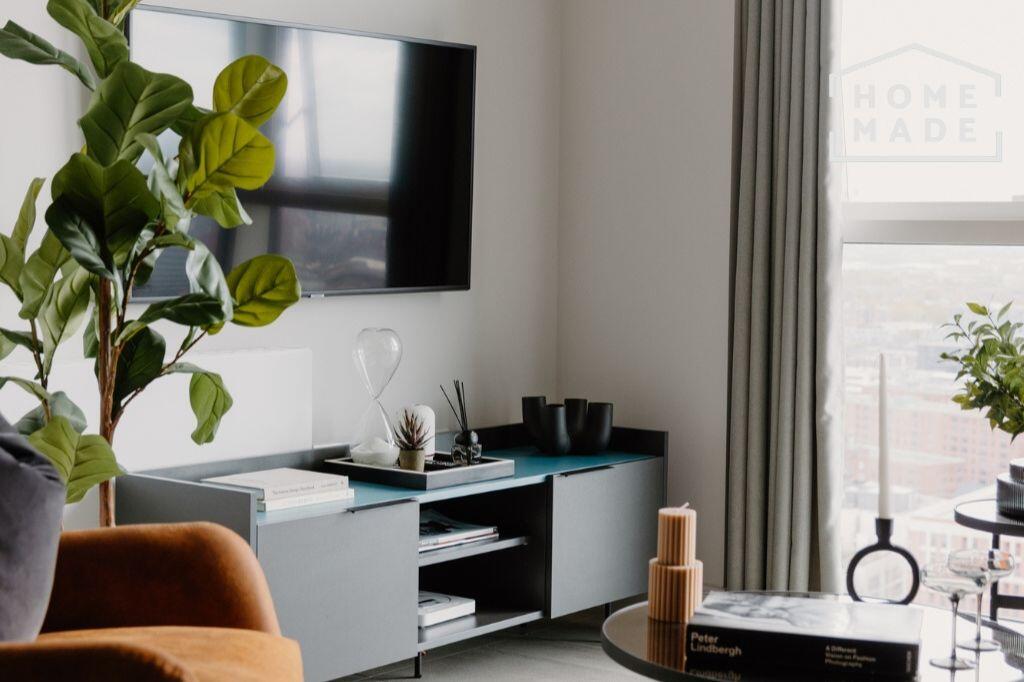 2282547aa599744bf3ecc63f1ce1