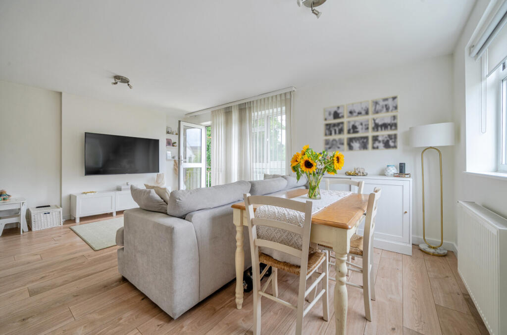 1327743-6-687f6ee...