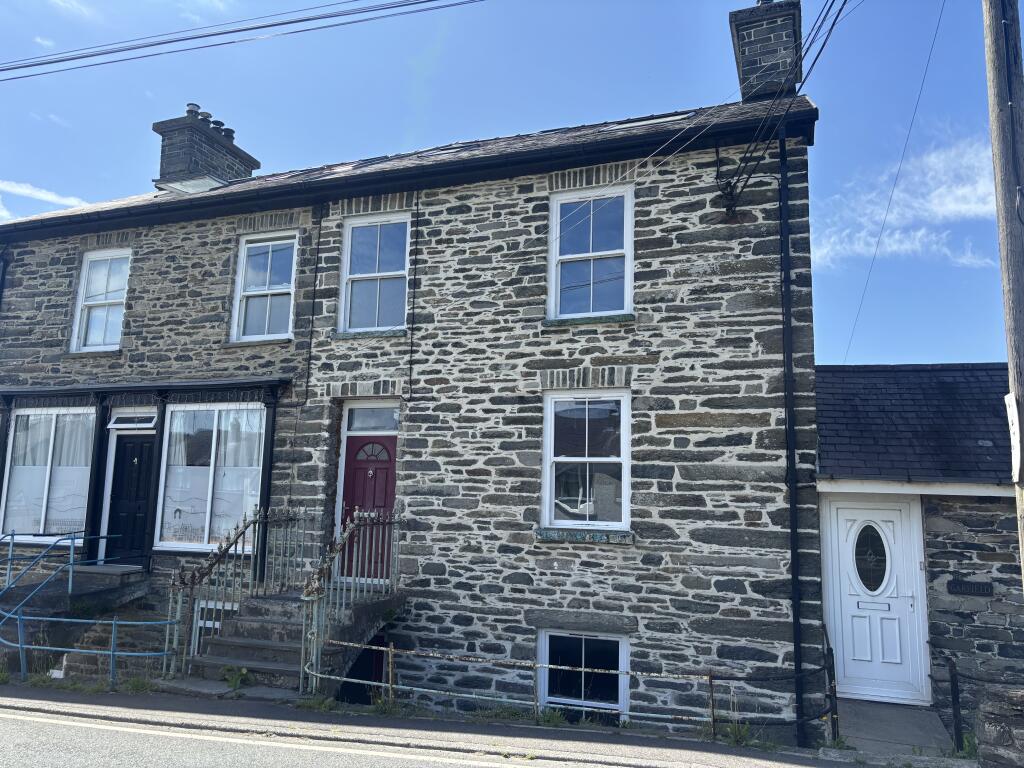 FRONT OF PROPERTY T202507111601.jpg