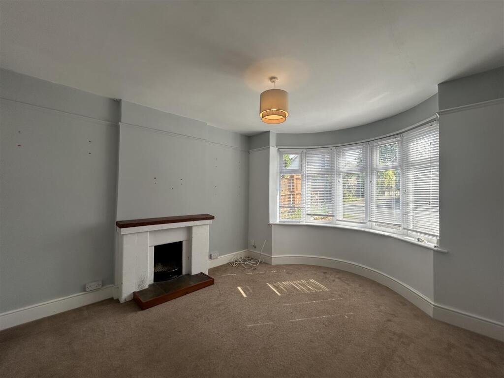 Living room.jpeg