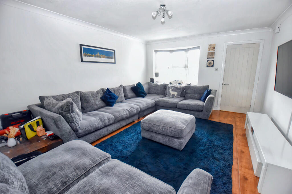 Lounge 1