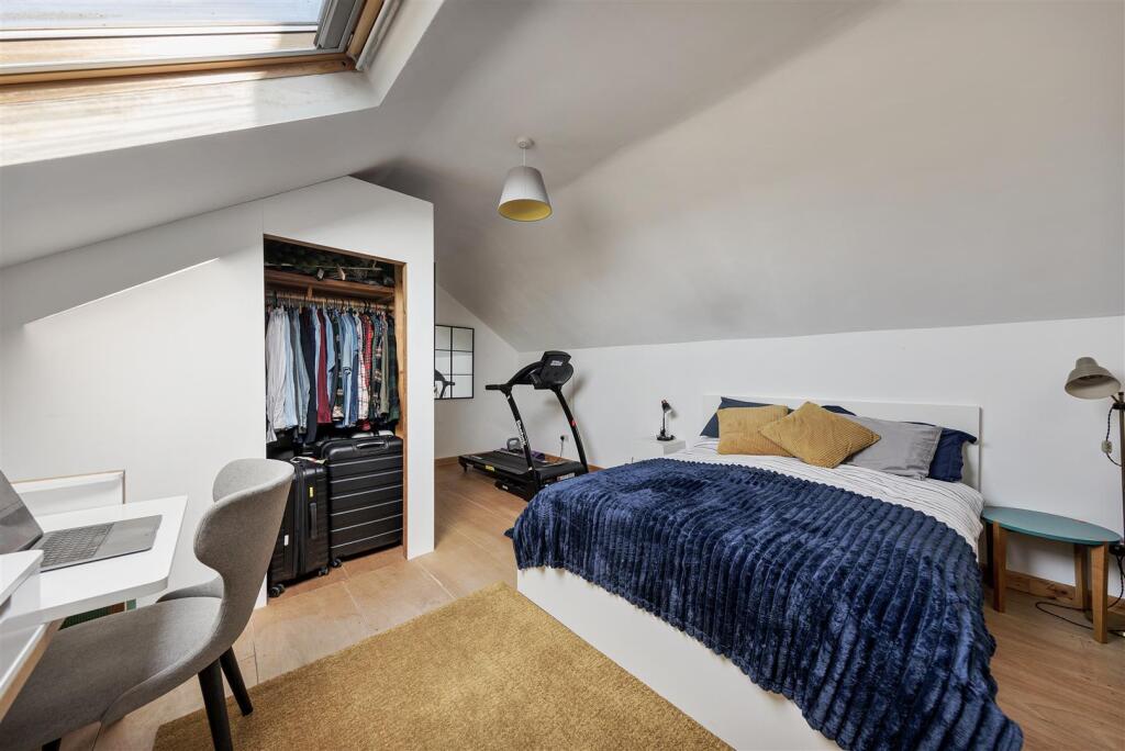 Grove Green Road E11