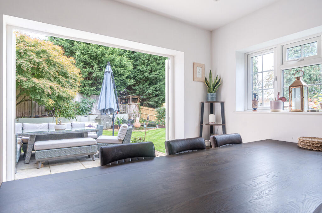 1374106-14-6903c6...