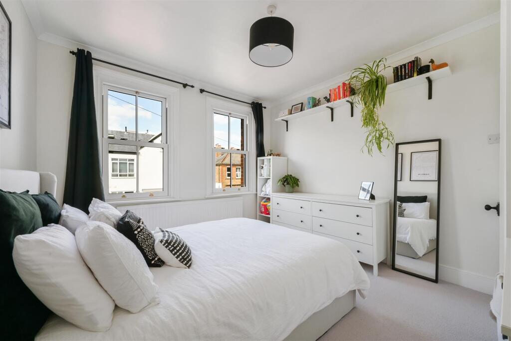 ENDSLEIGH ROAD (7).jpg