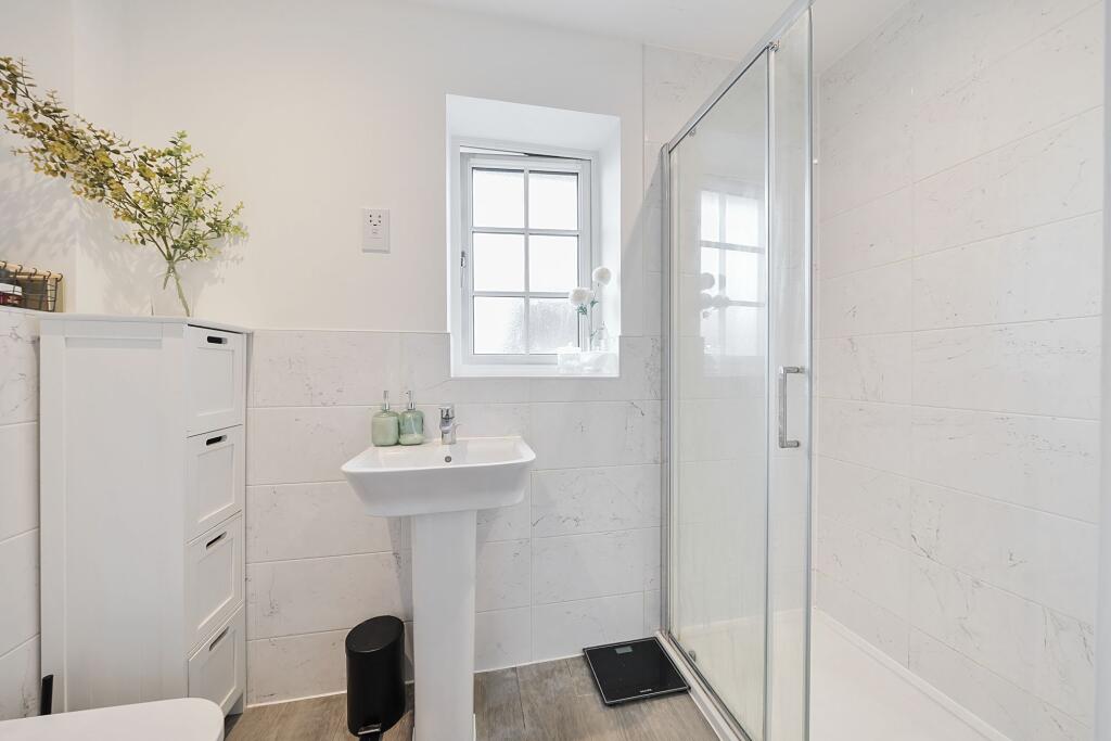 Ensuite W.C (1)