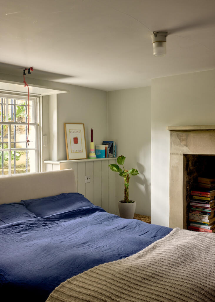 220196 - 12 Mare St, E2 43.jpg