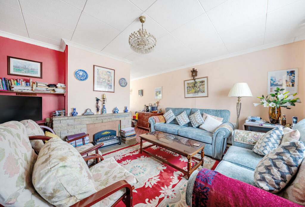 1311104-7-6851a69...