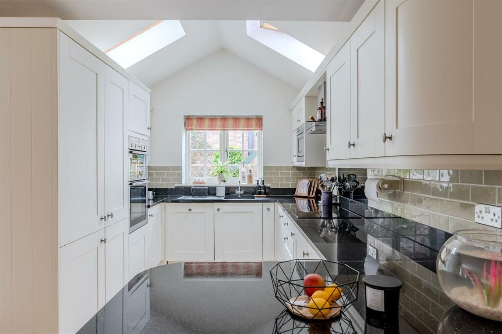 oak cottage-9.jpg