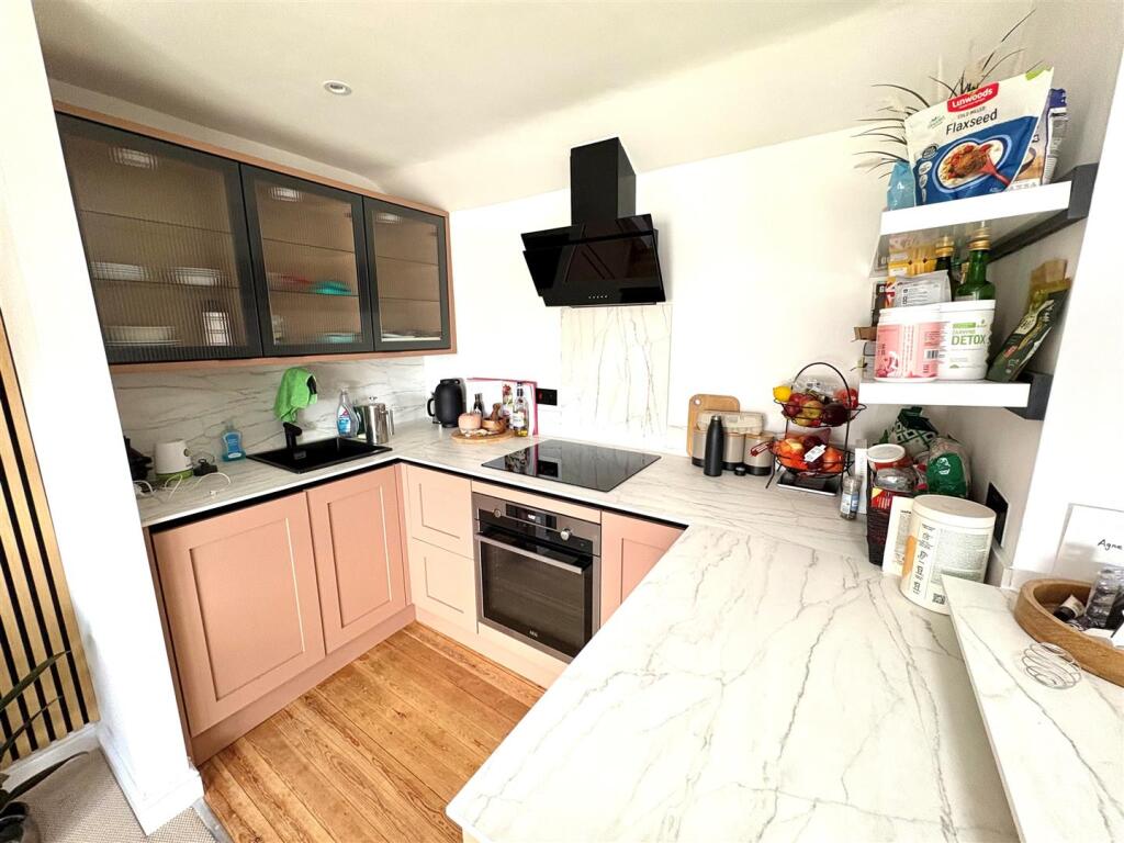 Kitchen.jpg