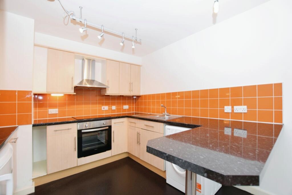 Kitchen (2)