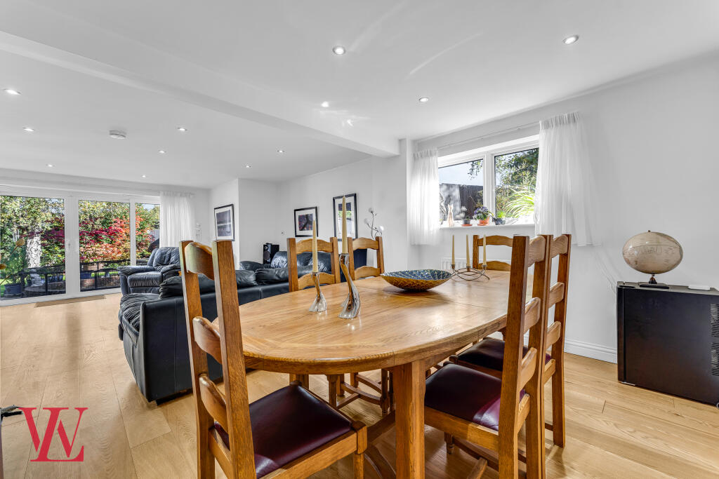 Living / Dining Room
