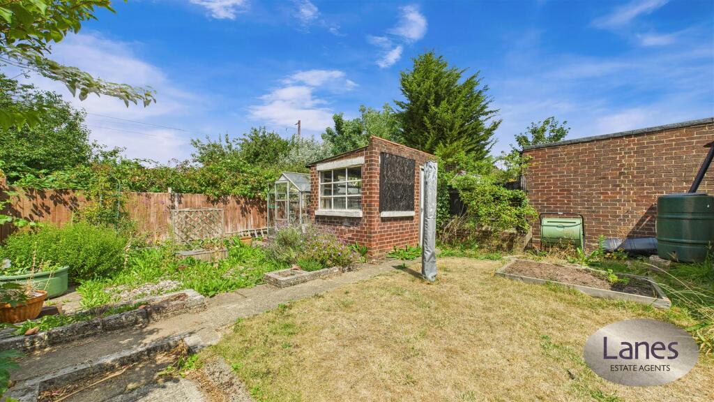 CAM05136G0-PR0095-STILL014.jpg
