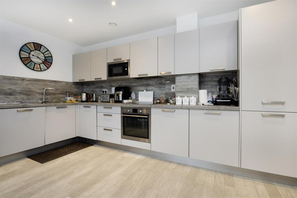 Davidson Frost-Wellings, DFW, Hallington Court, Ed