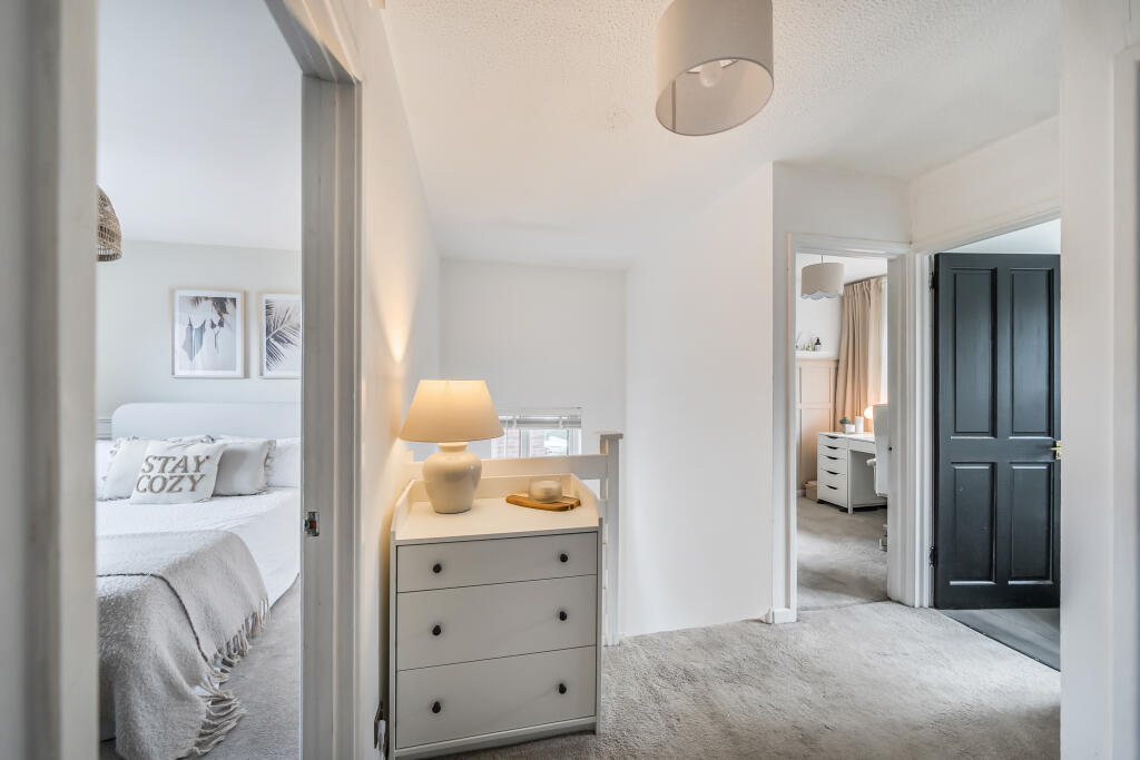 13825143691f075c4b706