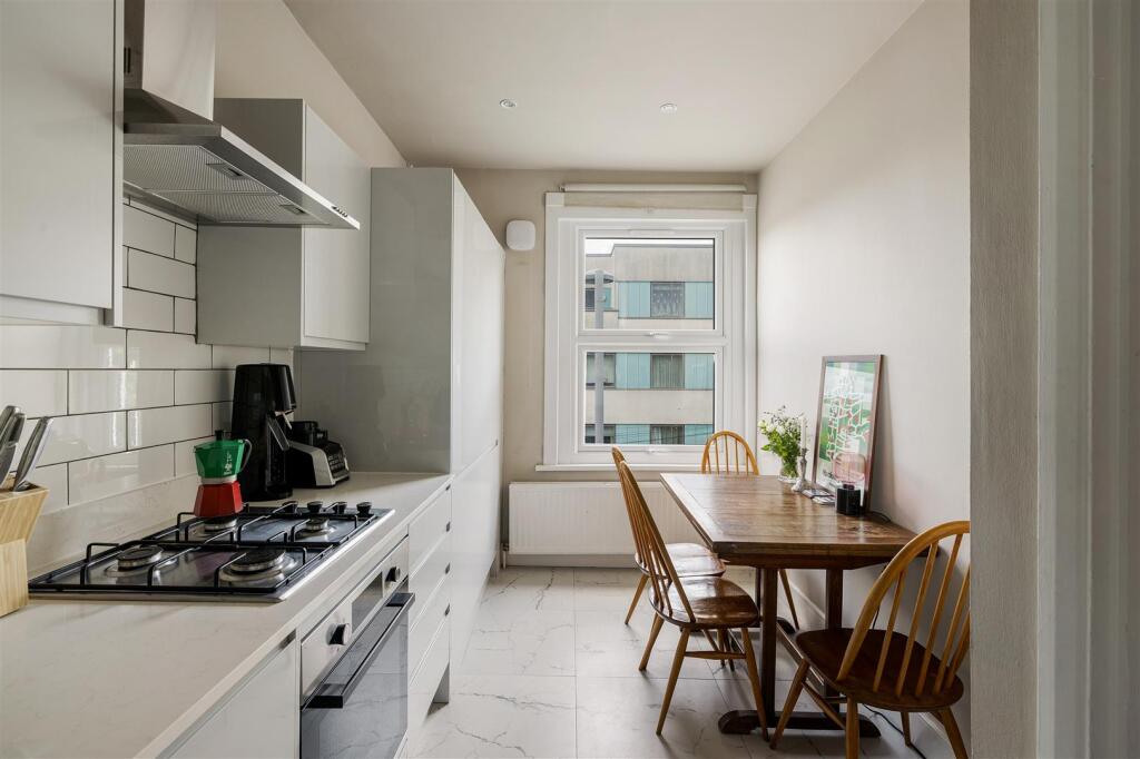 Grange Park Road, E10