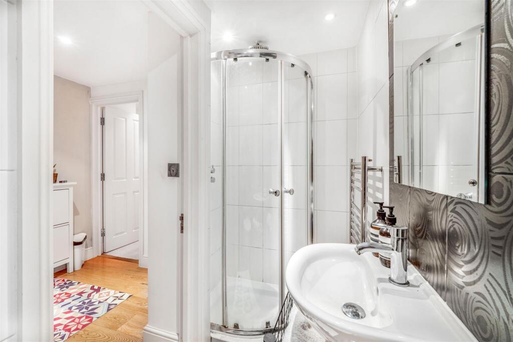 256a_upper_richmond_road-12.jpg