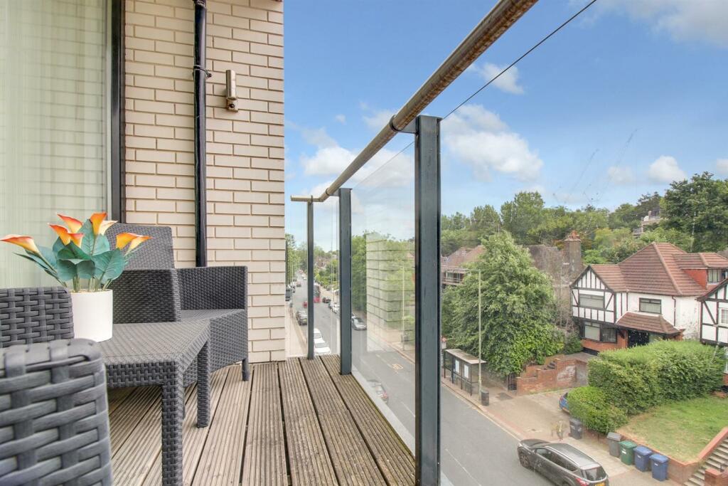 balcony.jpeg