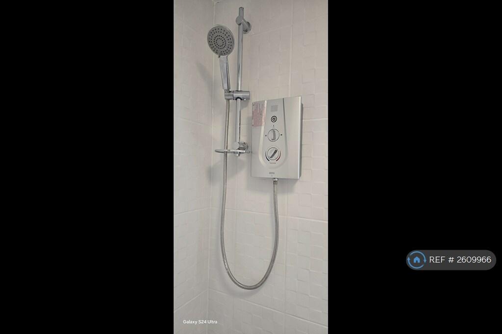 Recently Fitted Bathroom