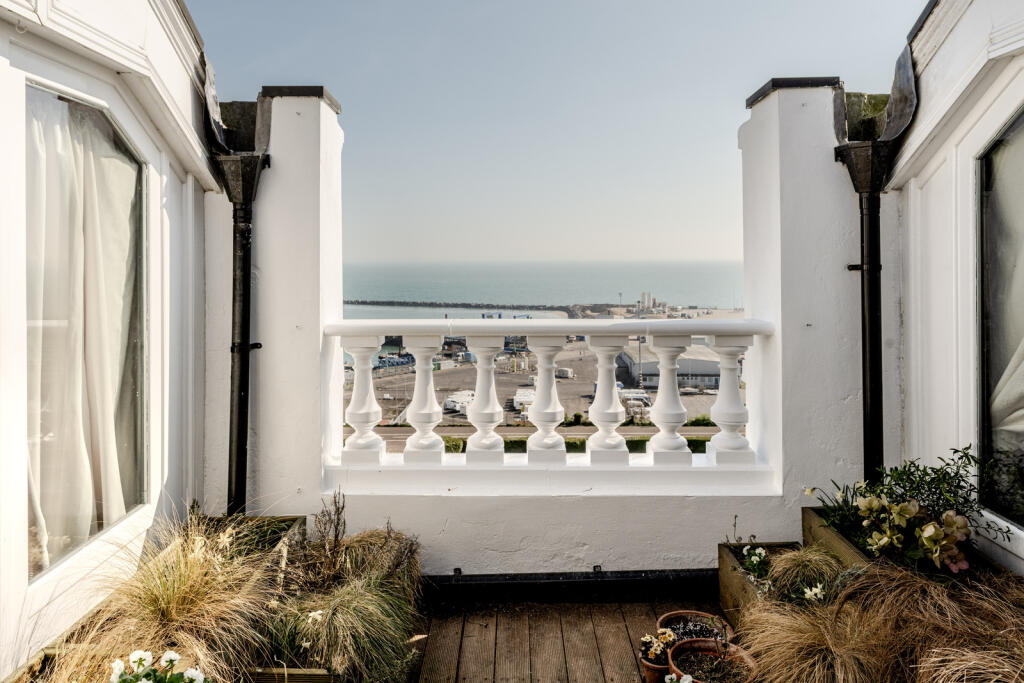 273482 - INIGO_REGENCY COURT-147.jpg