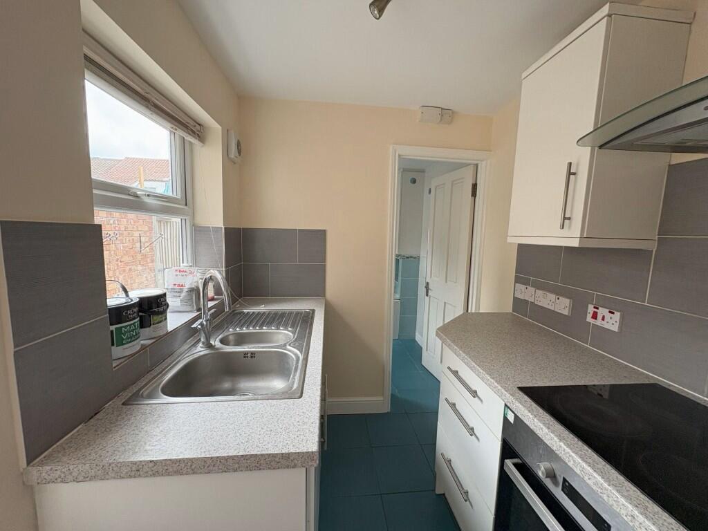 26 Esdelle Street - 250819 - Kitchen - 2  T202508191320.jpeg