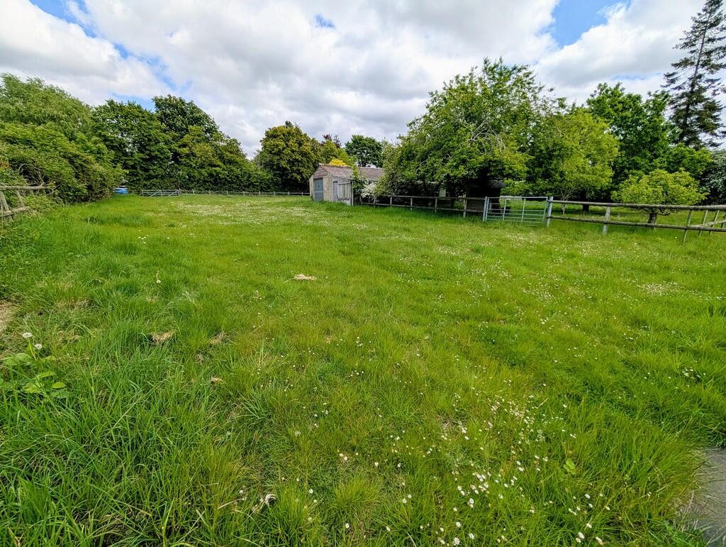 PXL_20250508_1046...