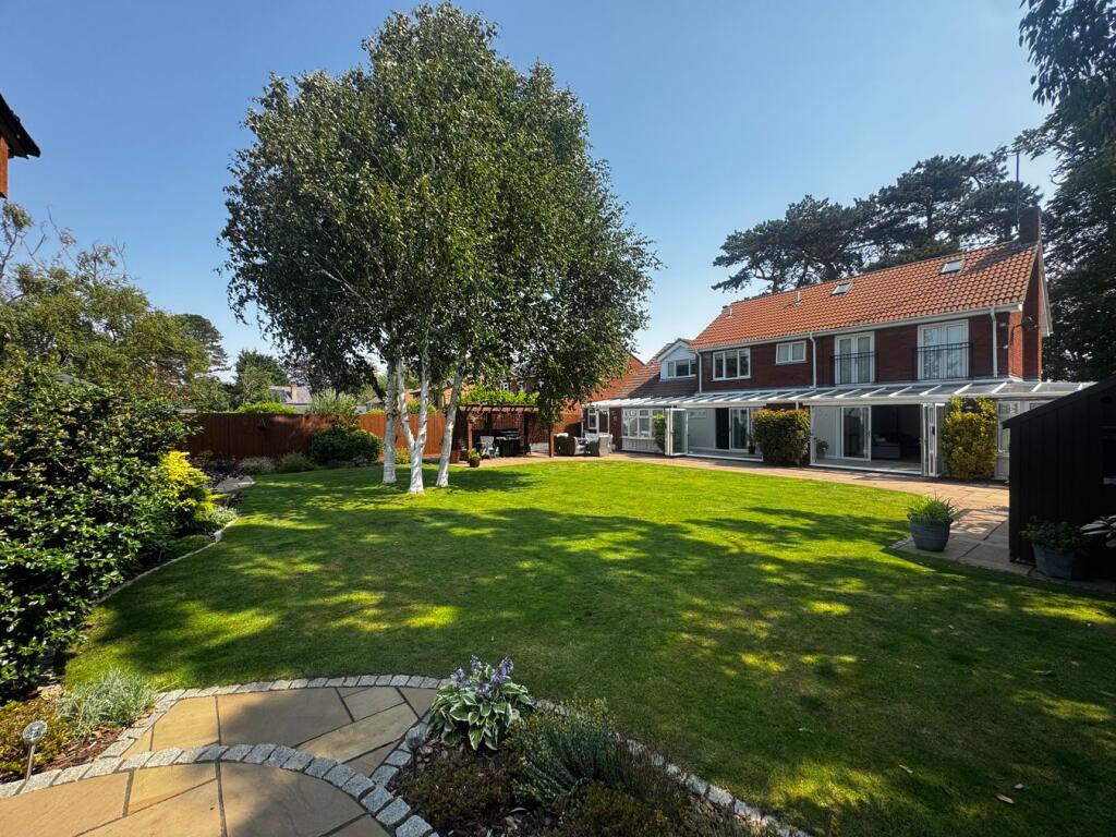 Garden &amp; Property 