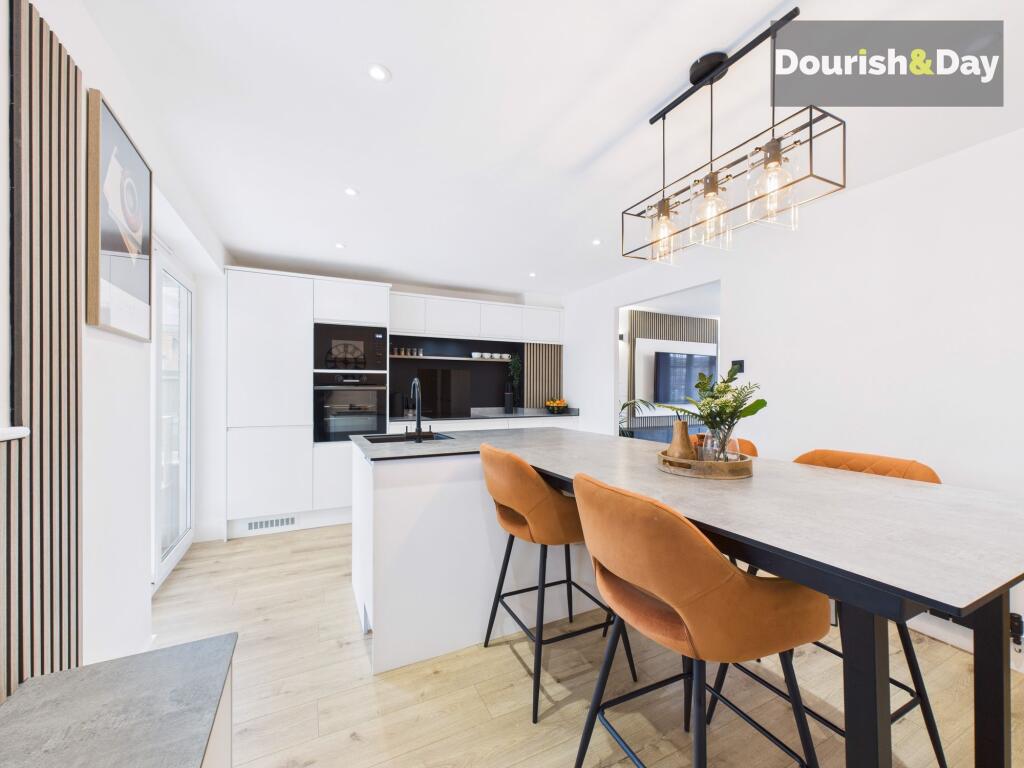 Open-Plan Kitchen, Dining &amp; Living Space