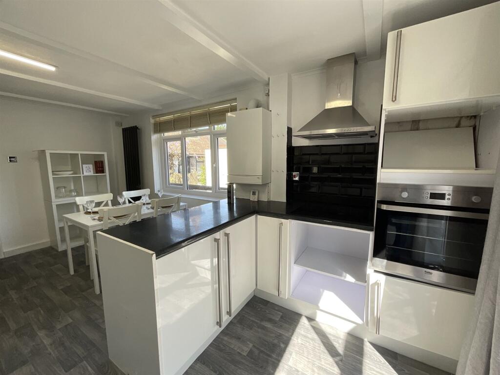 Kitchen 2