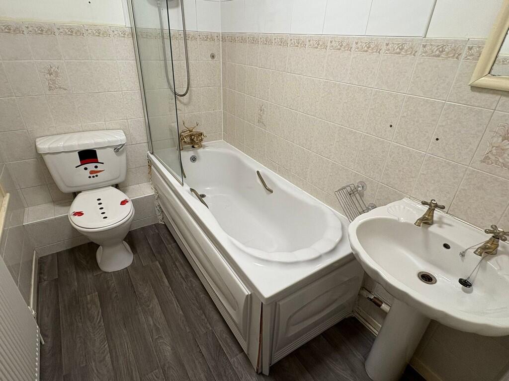 IMG-20251212-WA00...