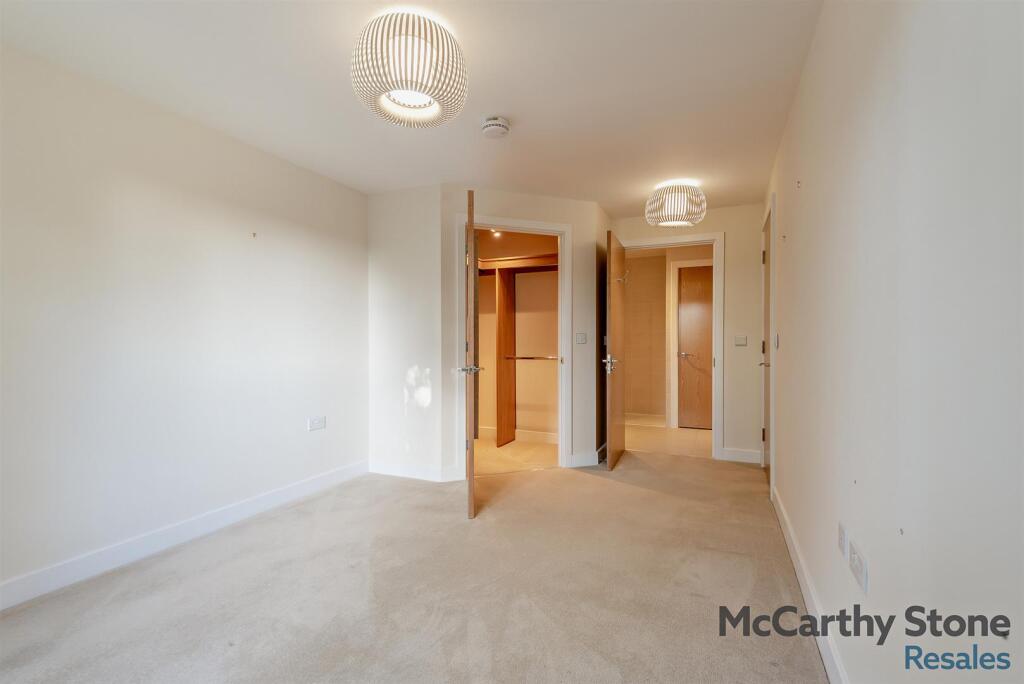 8666510-interior17-800.jpg