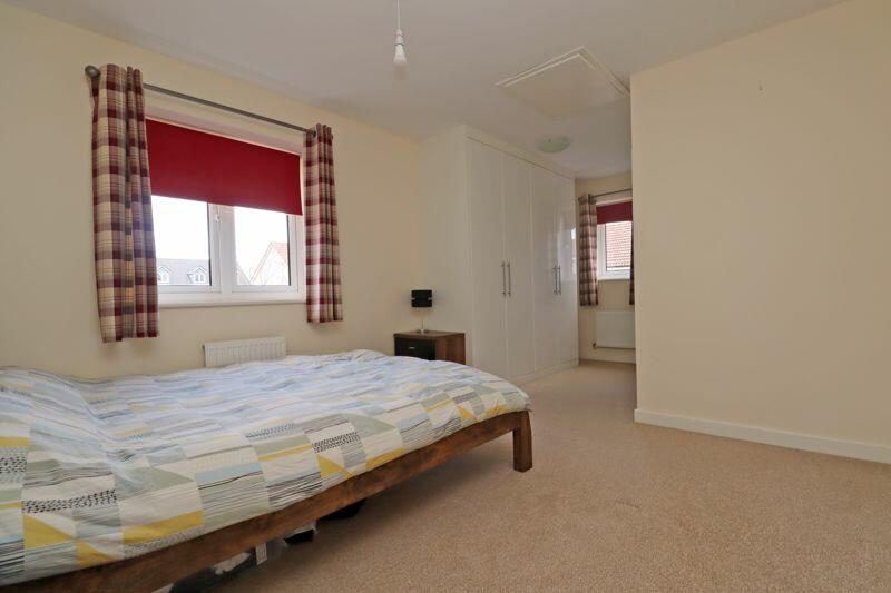 MAIN BEDROOM/DRESSING ROOM 