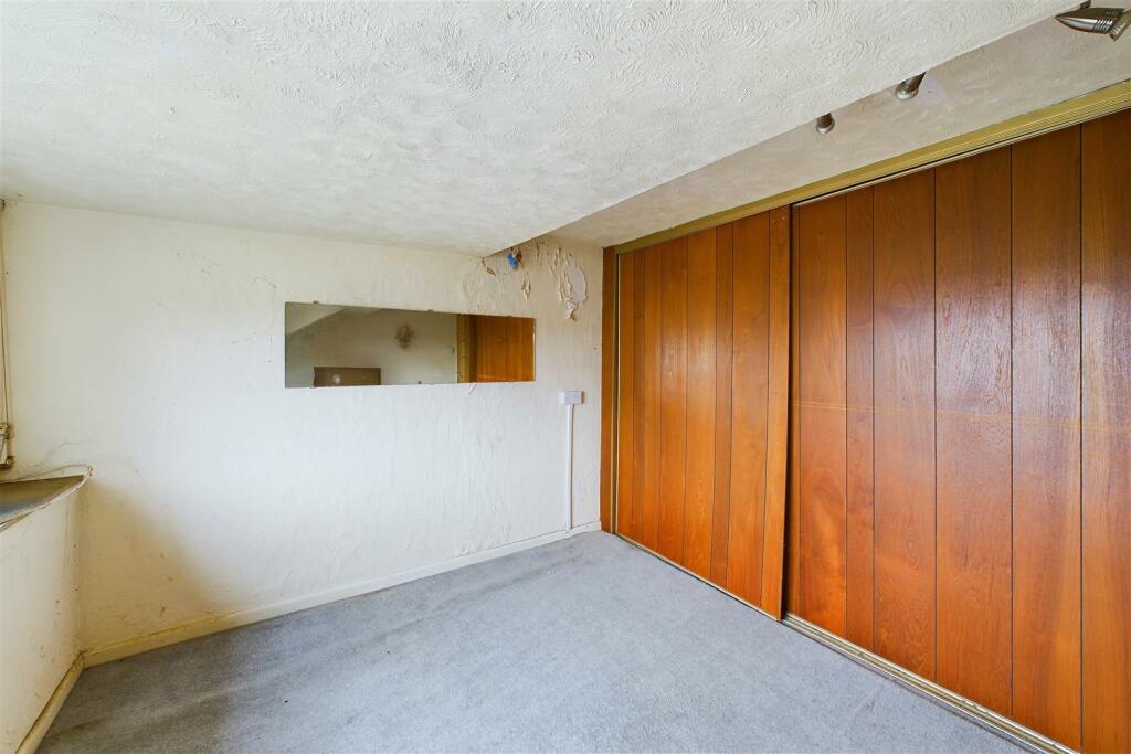 7 The Grove, Wraxall, North Somerset BS48 1LW | Fr