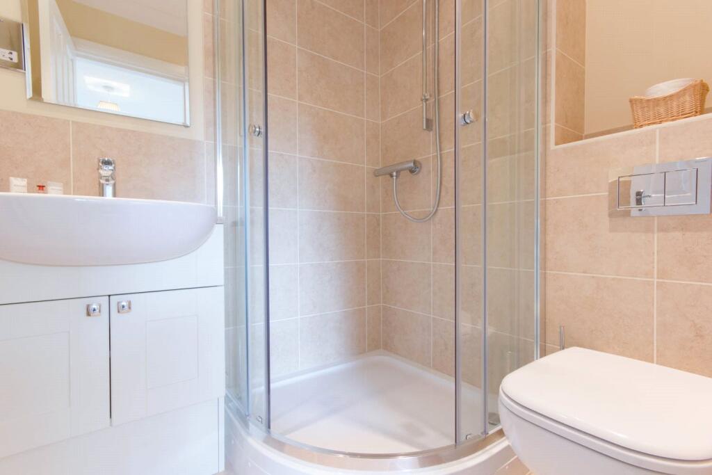 Shower Ensuite
