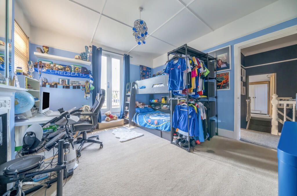 1354483-12-68c449...