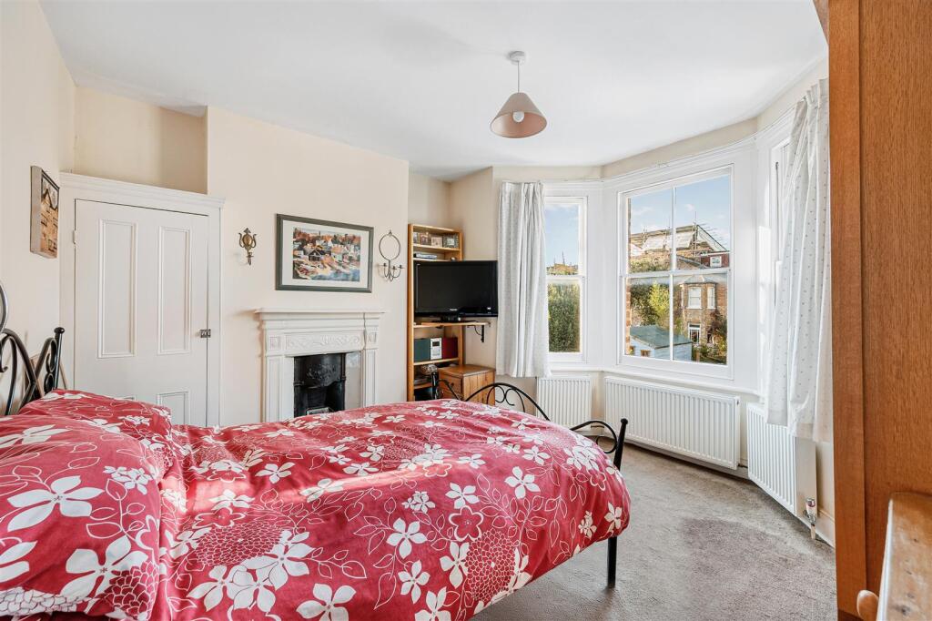 42 Lexden Road-9.jpg